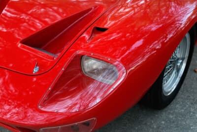 価格応談で現在も販売中の「フォード GT40 Mk I ロードバージョン」（C）Courtesy of RM Sotheby's