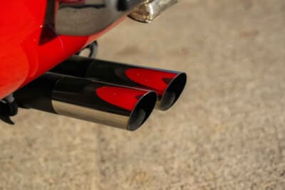 58万8000ドル(邦貨換算約9290万円)で落札されたフェラーリ「365 GTB/4 デイトナ」(C)Courtesy of Broad Arrow