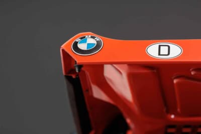 45万〜50万ユーロ（邦貨換算約8190万円〜約9100万円）で現在も販売中のBMW「M1」（C）Bonhams