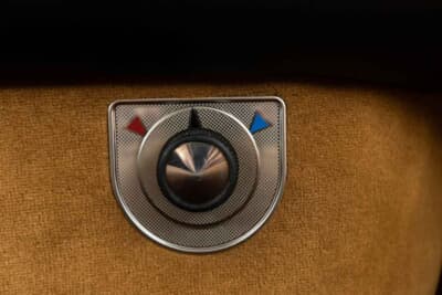 12万5000ユーロ〜15万ユーロ(邦貨換算約2290万円〜邦貨換算約2745万円)で現在も販売中のシトロエン「DSマジェスティ」(C)Bonhams