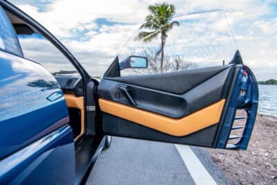 33万5000ドル（邦貨換算約5259万5000円）で落札されたフェラーリ「348セリエ・スペチアーレ」（C）Courtesy of RM Sotheby's