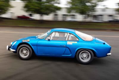 14万5600ドル（邦貨換算約約2300万円）で落札されたアルピーヌ「A110」（C）Courtesy of RM Sotheby's