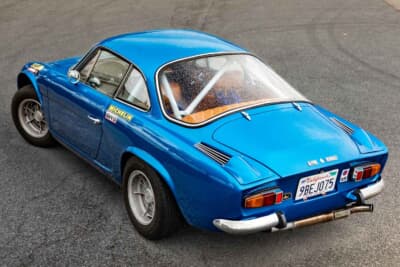 14万5600ドル（邦貨換算約約2300万円）で落札されたアルピーヌ「A110」（C）Courtesy of RM Sotheby's