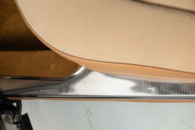 12万5000ユーロ〜15万ユーロ(邦貨換算約2290万円〜邦貨換算約2745万円)で現在も販売中のシトロエン「DSマジェスティ」(C)Bonhams