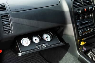 91万8000ドル(邦貨換算約1億4589万円)で落札されたNISMO「400R」(C)Courtesy of Broad Arrow