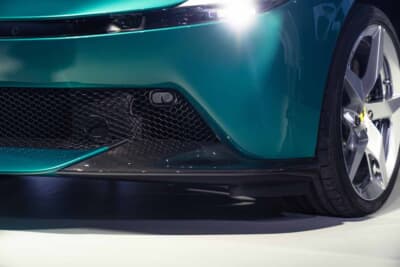 フェラーリ アマルフィ スパイダー：シンプルなデザインの中に空力に対する工夫が凝らされている