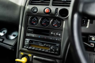 91万8000ドル(邦貨換算約1億4589万円)で落札されたNISMO「400R」(C)Courtesy of Broad Arrow