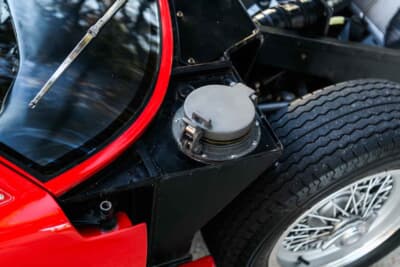 価格応談で現在も販売中の「フォード GT40 Mk I ロードバージョン」（C）Courtesy of RM Sotheby's