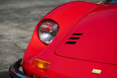 79万7000ドル（邦貨換算約1億2750万円）で落札されたフェラーリ「ディーノ246GTS」（C）Courtesy of RM Sotheby's