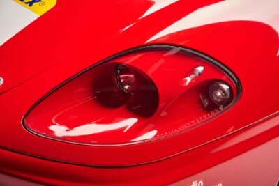 13万2250ユーロ（邦貨換算約2155万円）で落札されたフェラーリ「360チャレンジ」（C）Courtesy of RM Sotheby's