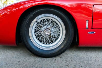 価格応談で現在も販売中の「フォード GT40 Mk I ロードバージョン」（C）Courtesy of RM Sotheby's