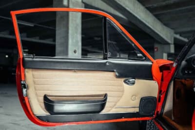 オークション終了に売却された「ディーノ 246GT」（C）Courtesy of Broad Arrow