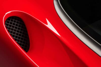 13万2250ユーロ（邦貨換算約2155万円）で落札されたフェラーリ「360チャレンジ」（C）Courtesy of RM Sotheby's