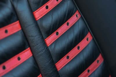 58万8000ドル(邦貨換算約9290万円)で落札されたフェラーリ「365 GTB/4 デイトナ」(C)Courtesy of Broad Arrow