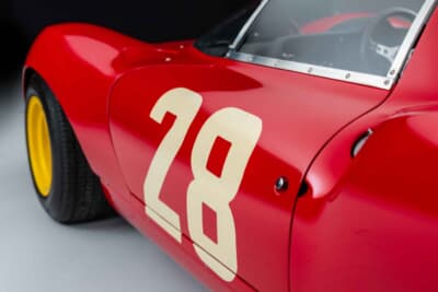 価格応談で現在も販売中の「ディーノ206S」（C）Courtesy of RM Sotheby's