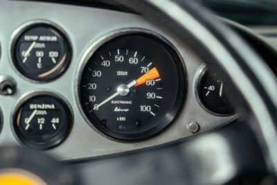 オークション終了に売却された「ディーノ 246GT」（C）Courtesy of Broad Arrow