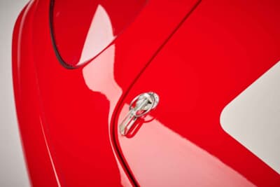 13万2250ユーロ（邦貨換算約2155万円）で落札されたフェラーリ「360チャレンジ」（C）Courtesy of RM Sotheby's