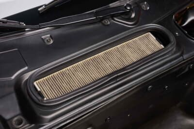 13万2250ユーロ（邦貨換算約2155万円）で落札されたフェラーリ「360チャレンジ」（C）Courtesy of RM Sotheby's