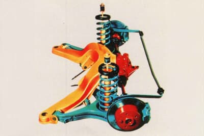 リアサスペンションは先代モデルから受け継いだセミトレーリングアーム式を採用しつつ、さらにキャパシティが引き上げられた