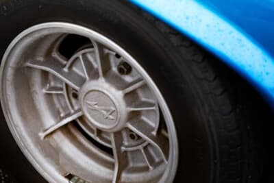 14万5600ドル（邦貨換算約約2300万円）で落札されたアルピーヌ「A110」（C）Courtesy of RM Sotheby's