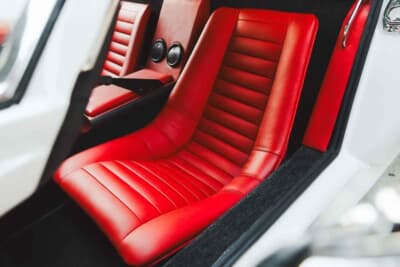 215万ドル（邦貨換算約3億3755万円）で落札されたランボルギーニ「ミウラP400」（C）Courtesy of Broad Arrow