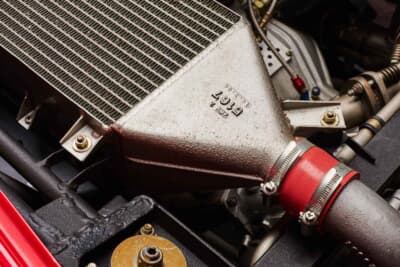 585万5000ユーロ(邦貨換算約10億7700万円)で落札されたフェラーリ「288 GTO」(C)Courtesy of RM Sotheby's