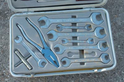 58万8000ドル(邦貨換算約9290万円)で落札されたフェラーリ「365 GTB/4 デイトナ」(C)Courtesy of Broad Arrow