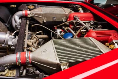 585万5000ユーロ(邦貨換算約10億7700万円)で落札されたフェラーリ「288 GTO」(C)Courtesy of RM Sotheby's