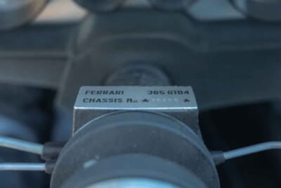 58万8000ドル(邦貨換算約9290万円)で落札されたフェラーリ「365 GTB/4 デイトナ」(C)Courtesy of Broad Arrow