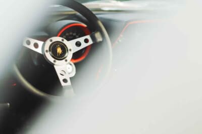 215万ドル（邦貨換算約3億3755万円）で落札されたランボルギーニ「ミウラP400」（C）Courtesy of Broad Arrow