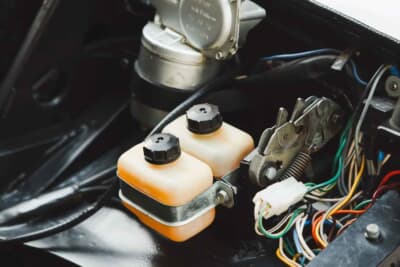 215万ドル（邦貨換算約3億3755万円）で落札されたランボルギーニ「ミウラP400」（C）Courtesy of Broad Arrow