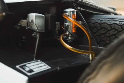 215万ドル（邦貨換算約3億3755万円）で落札されたランボルギーニ「ミウラP400」（C）Courtesy of Broad Arrow