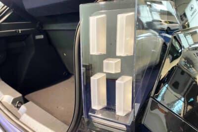 個性的なテールランプはカクカクしてオシャレ