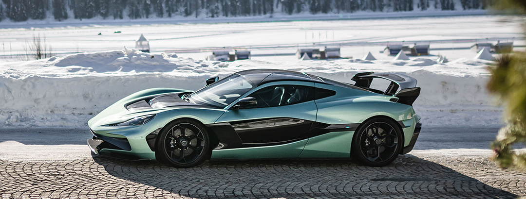 富裕層狙い撃ち！ 新型車のお披露目はもはや「モーターショー」ではありません…リマックが新型「ネヴェーラR」など3台を「The I.C.E.」に展示