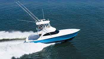 ベストフィッシング賞を獲得した「Viking 46 BF」の力強い走り