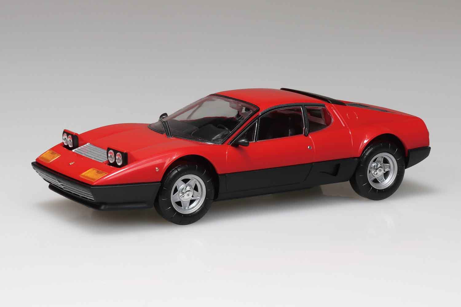 00_AMW_260405_aoshima-ferrari-