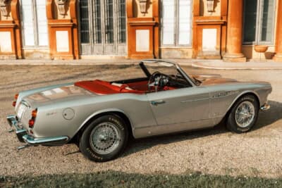 マセラティ 3500 GT ヴィニャーレ コンバーチブル プロトタイプ： 1959年のトリノ モーターショー出展時の姿へ忠実に復元された流麗なサイドビュー