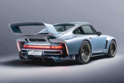 （落札価格非公開）でシールド競売にかけられた「ポルシェ 911 リイマジンド by シンガー DLSターボ」（C）Courtesy of RM Sotheby's