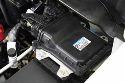 スズキ HA37 アルト：HA36ではECU解析のパイオニアとして知られるラインナップレーシング。HA37用も発売中なので気になる人は問い合わせてみよう