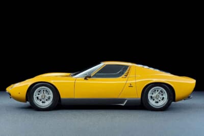 171万6000ユーロ（約3億1918万円）で落札された1971年式「ランボルギーニ P400ミウラS」（C）Courtesy of Broad Arrow