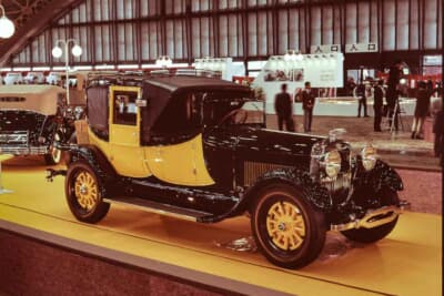 リンカーン ブロアム： 一頭引きの馬車をオマージュした意匠を纏い、1927年のニューヨークショーで発表