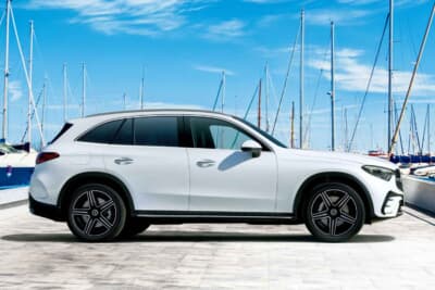 メルセデス・ベンツGLC 220 d 4MATIC Sports（ISG）：AMGラインエクステリアや20インチAMGアルミホイールの採用で、より力強く精悍な外観仕上げ