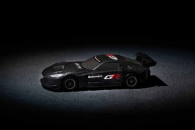 マットブラックのボディカラーにはテストマシンの趣がある