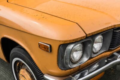 シボレー LUV：フロントフェンダーからドアにかけてのライン。キズは歴史の証である