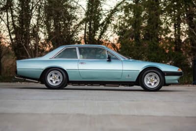 買い手がつかず流札（NOT SOLD）となったフェラーリ「400i」（C）Iconicauctioneers