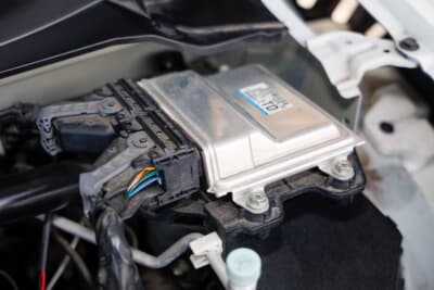 スズキ HA36アルトワークス：チューニングの核となるECUはオートクラフトのオリジナルだ。燃調や点火時期を最適化しつつ、安全マージンもしっかりと確保する