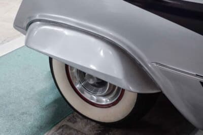 ポインター：複雑なポインターの造形を鉄板で作り上げた、板金職人の見事な技が光るディテール