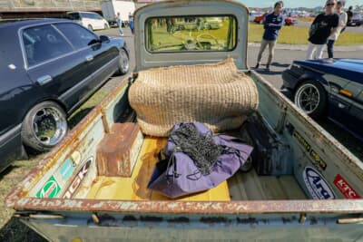 スズキ スズライトキャリイ：荷台には長年の使用によるエイジングが刻まれている。最大積載量350kgを誇った実用の歴史がそのまま風合いとして残る