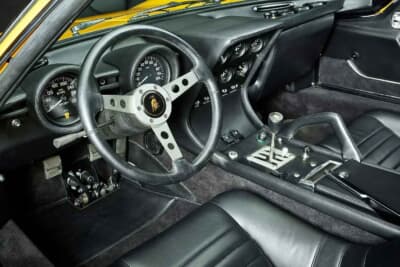 171万6000ユーロ（約3億1918万円）で落札された1971年式「ランボルギーニ P400ミウラS」（C）Courtesy of Broad Arrow