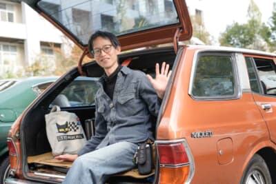 日産 バイオレットバン：2004年から約20年間、このクルマの数奇な運命をともに楽しんでいるオーナーの井田正彦さん